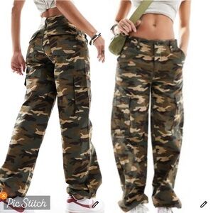 Levi’s camouflage baggy pants